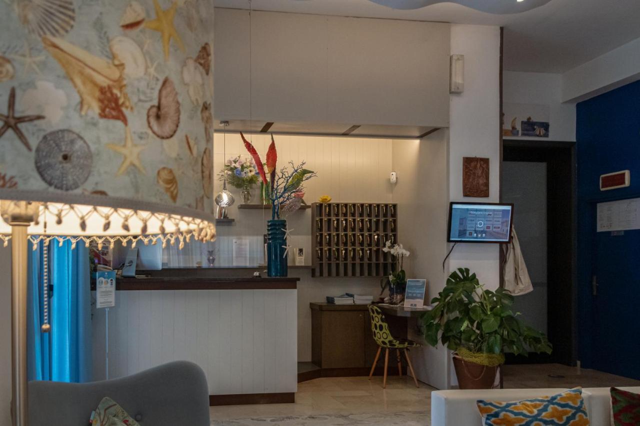 Hotel Boston Cesenatico Luaran gambar